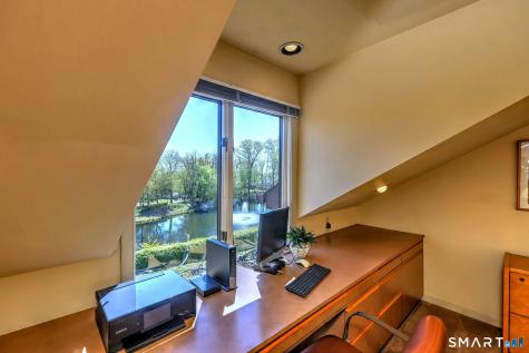 690 Forest Road West Haven CT 06516