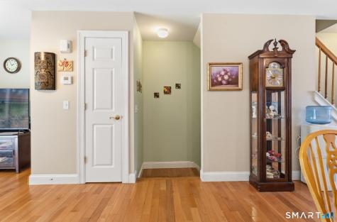 35 Harbor View Lane Norwich CT 06360