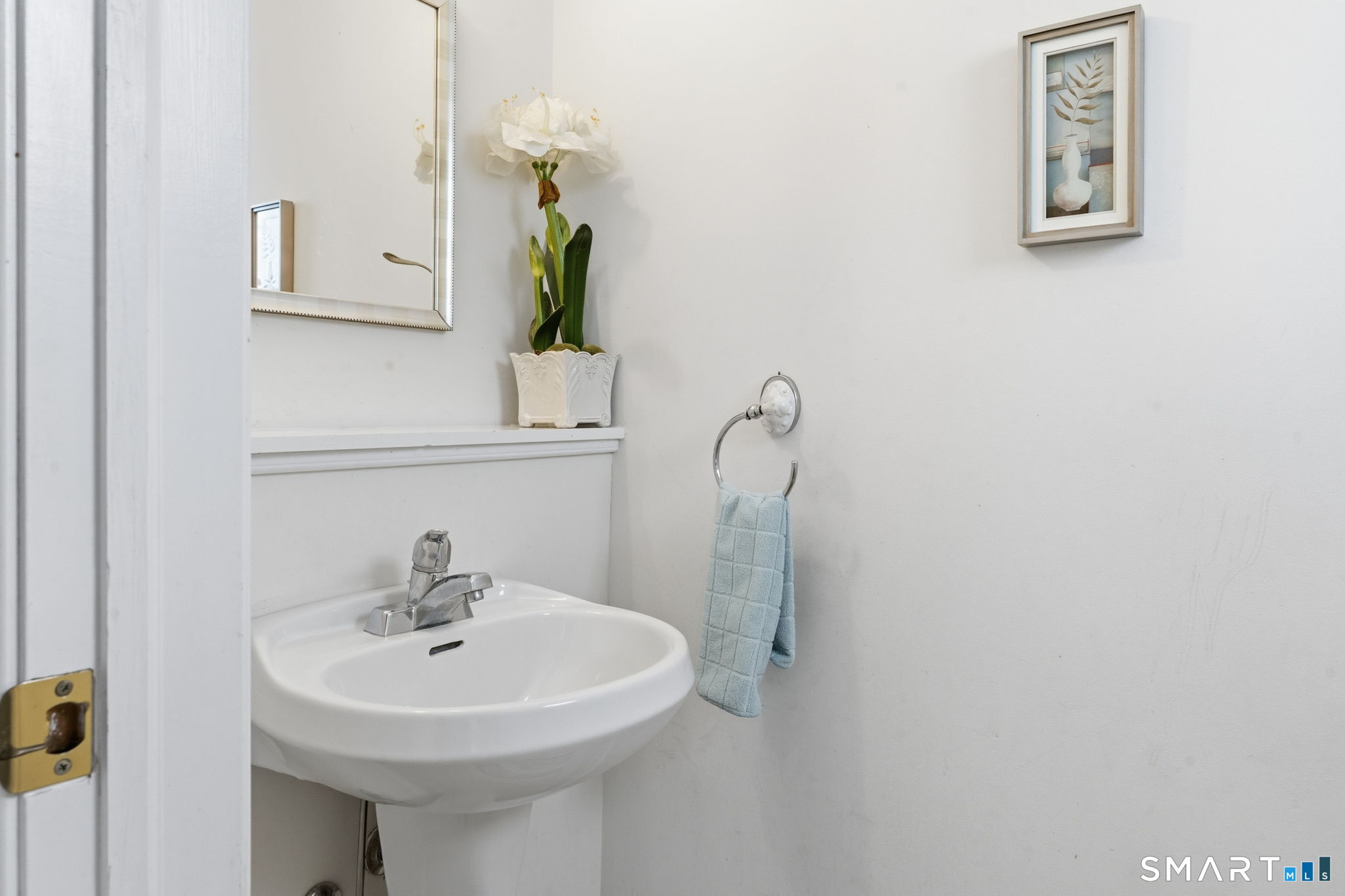 35 Harbor View Lane Norwich CT 06360