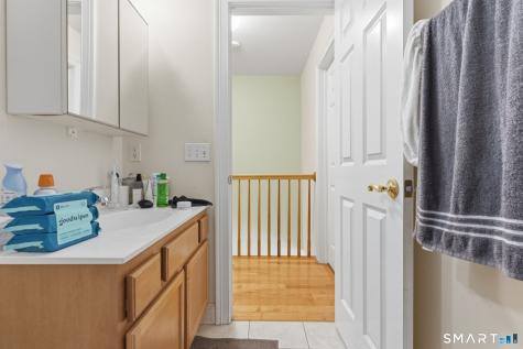 35 Harbor View Lane Norwich CT 06360
