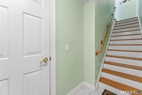 35 Harbor View Lane Norwich CT 06360