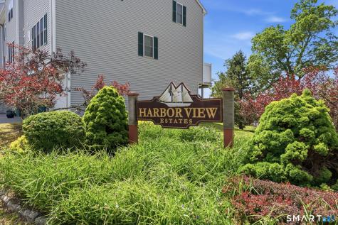 35 Harbor View Lane Norwich CT 06360