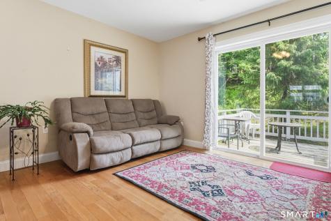 35 Harbor View Lane Norwich CT 06360