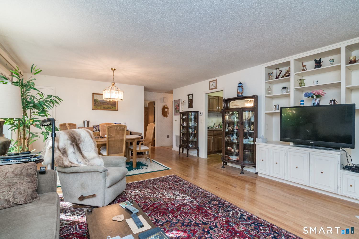 33 The Meadows Enfield CT 06082