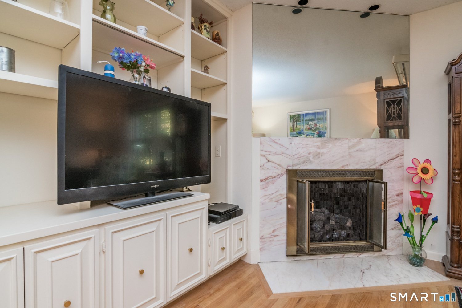 33 The Meadows Enfield CT 06082