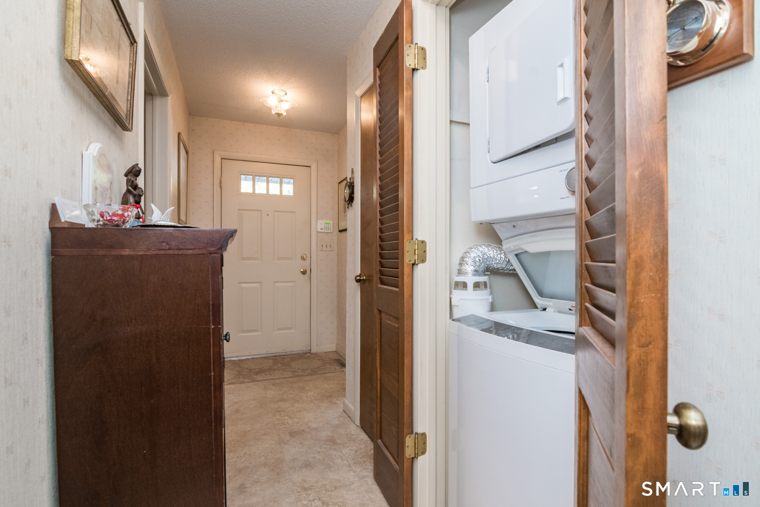 33 The Meadows Enfield CT 06082