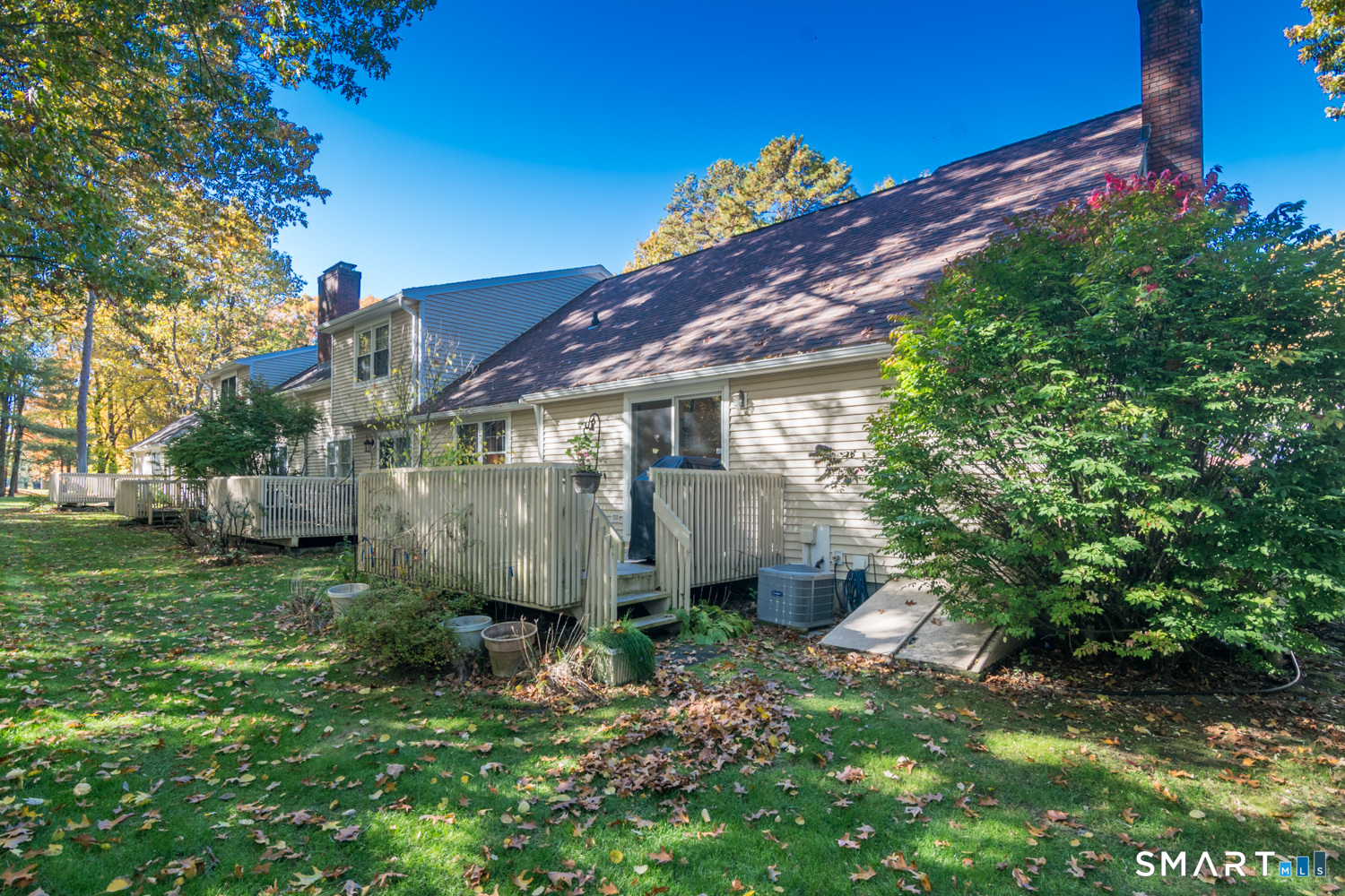 33 The Meadows Enfield CT 06082