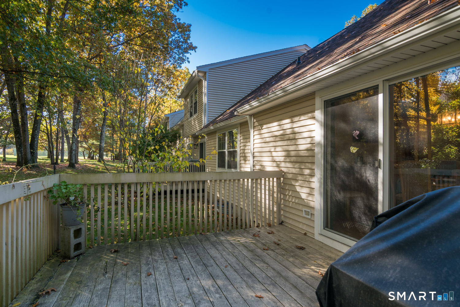 33 The Meadows Enfield CT 06082