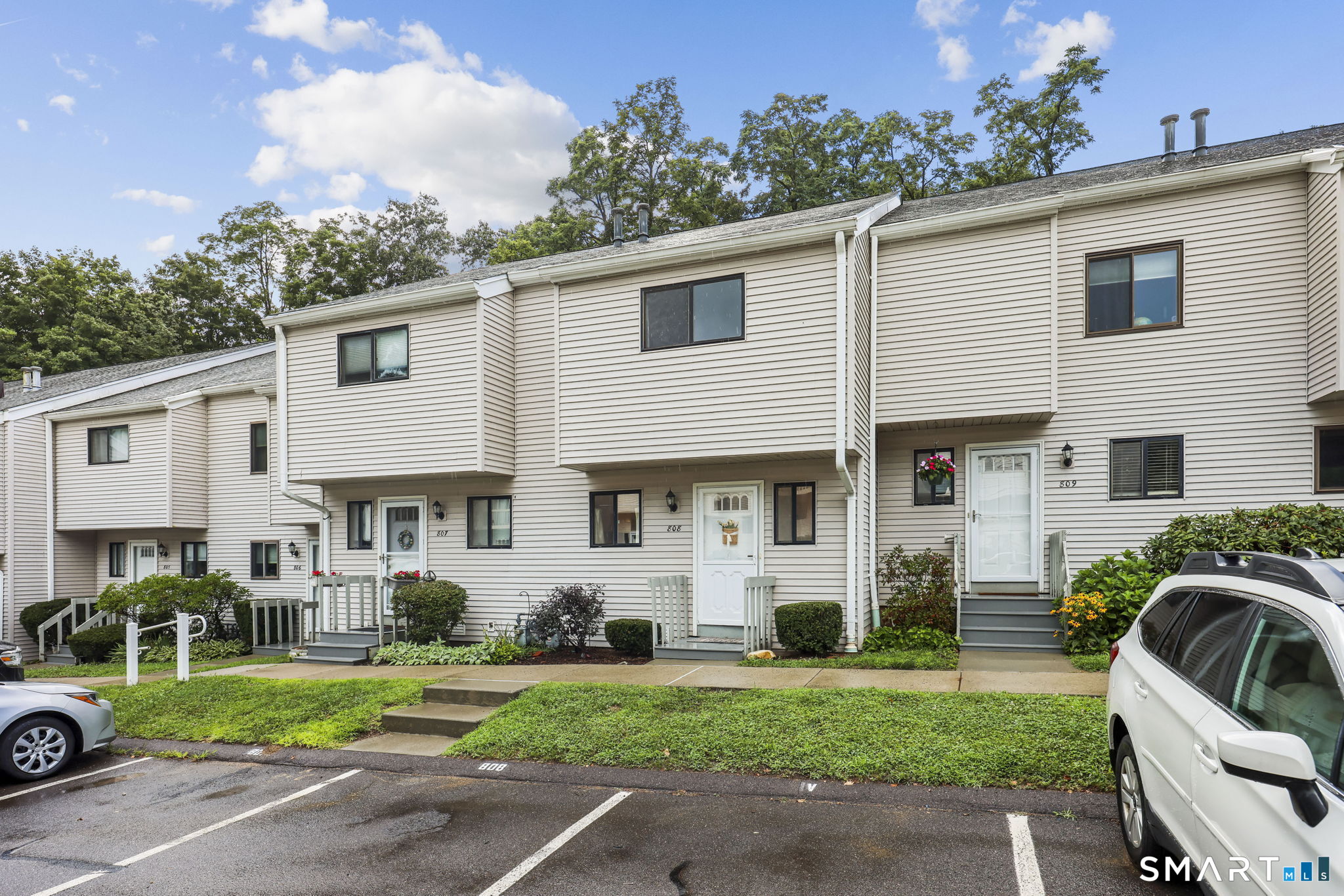 808 Timber Lane Canton CT 06019
