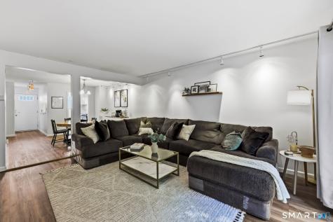 808 Timber Lane Canton CT 06019