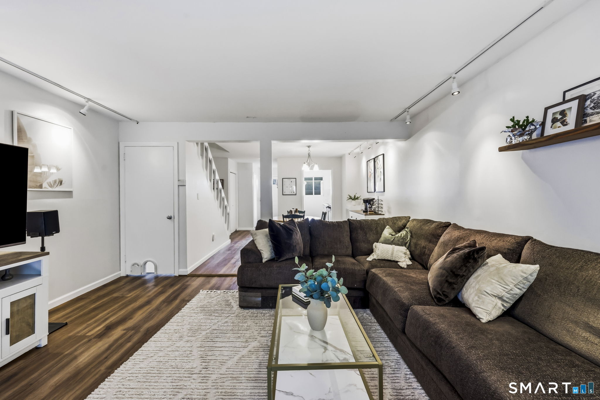 808 Timber Lane Canton CT 06019