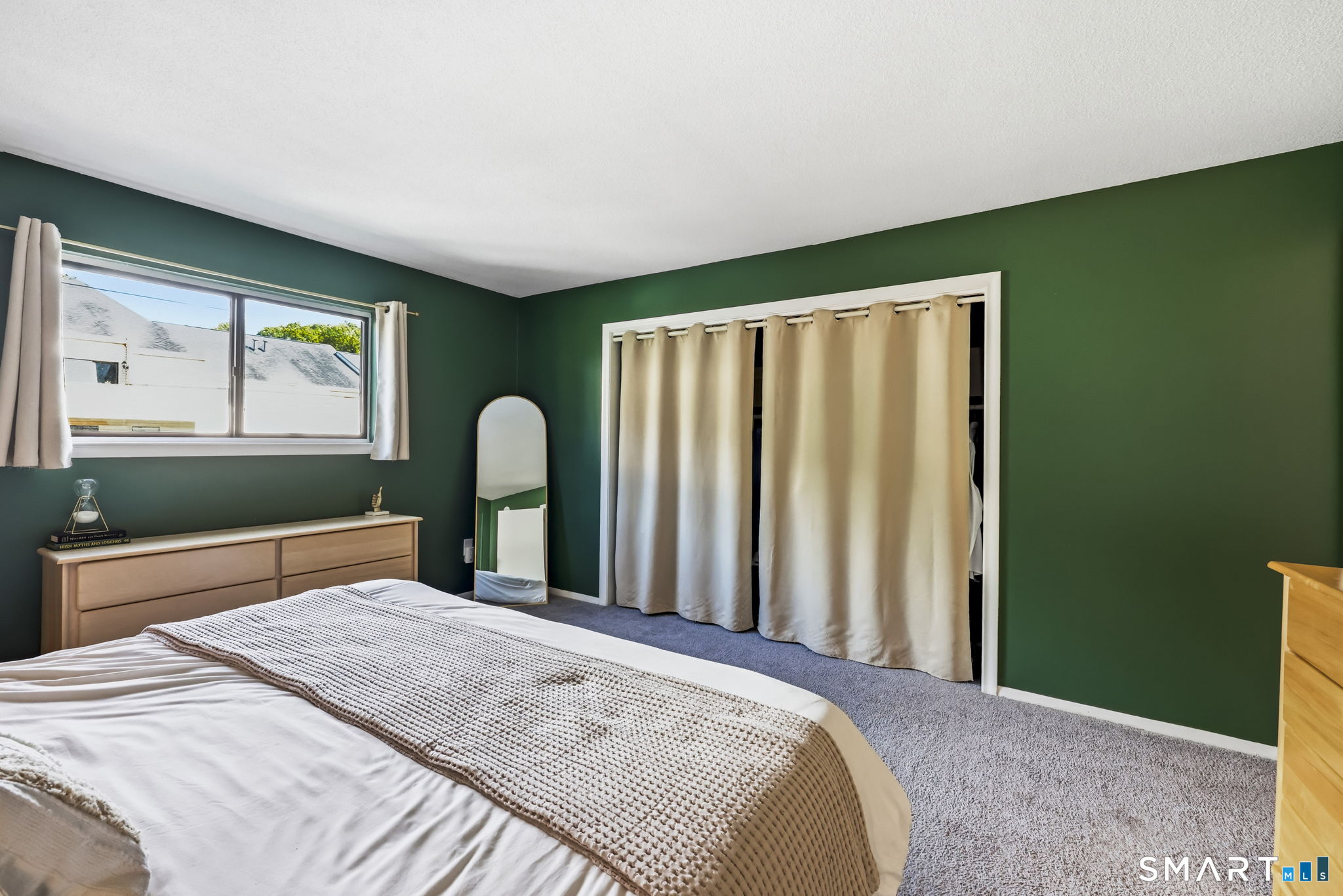 808 Timber Lane Canton CT 06019