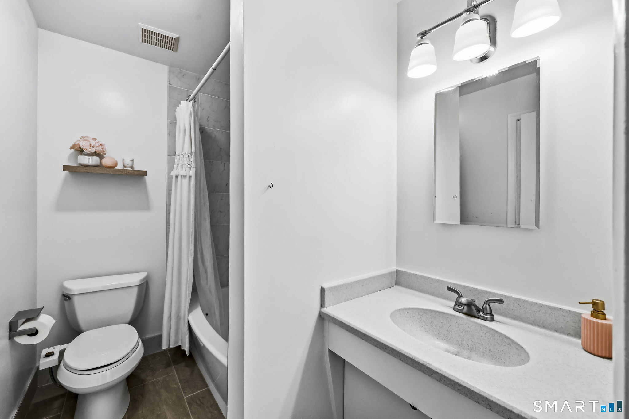 808 Timber Lane Canton CT 06019