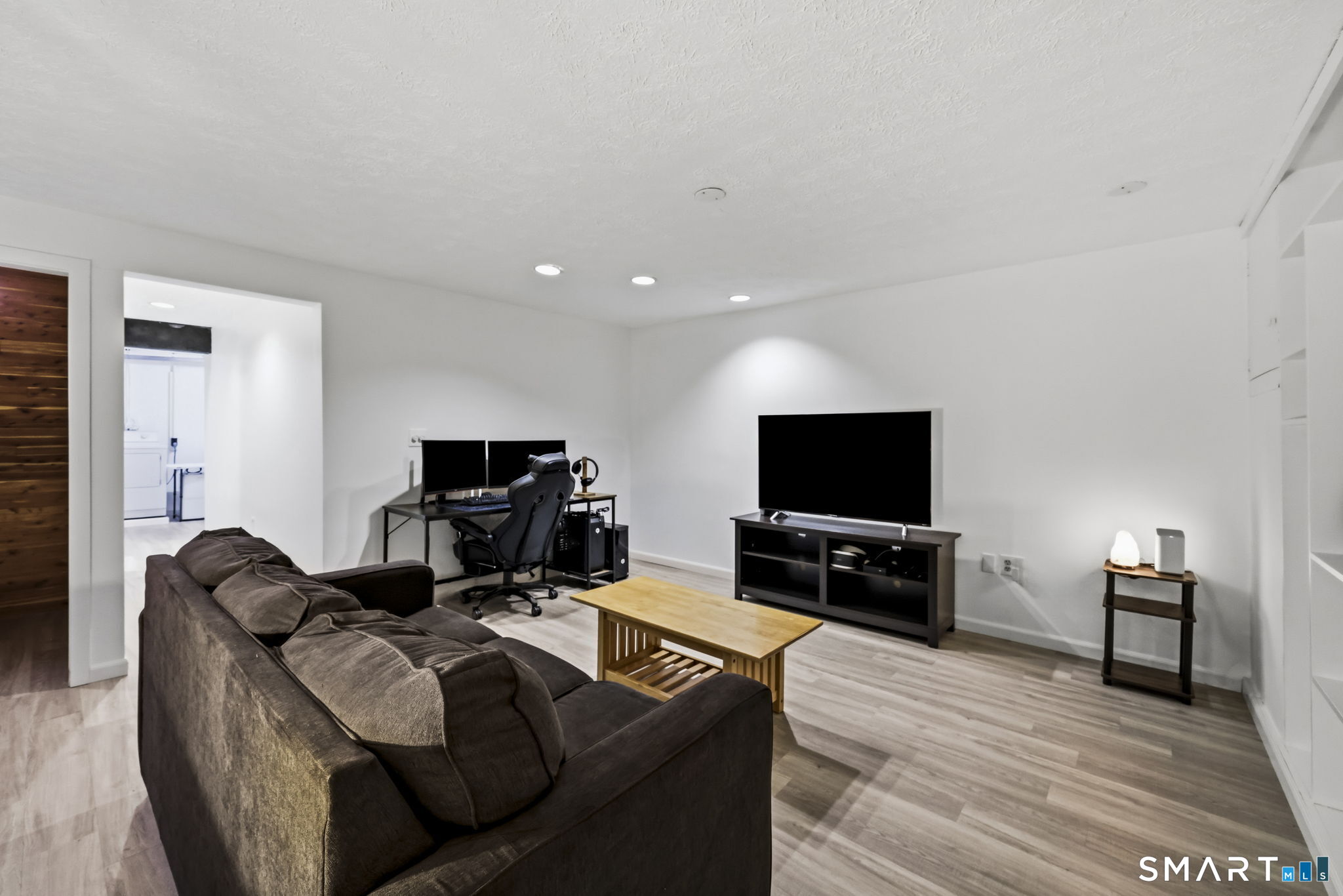 808 Timber Lane Canton CT 06019