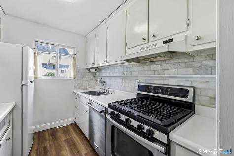 808 Timber Lane Canton CT 06019