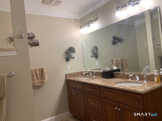 20 Madison Lane Avon CT 06001