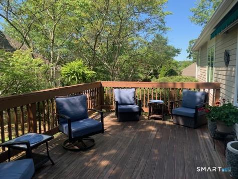 20 Madison Lane Avon CT 06001