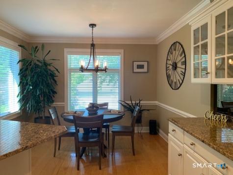 20 Madison Lane Avon CT 06001
