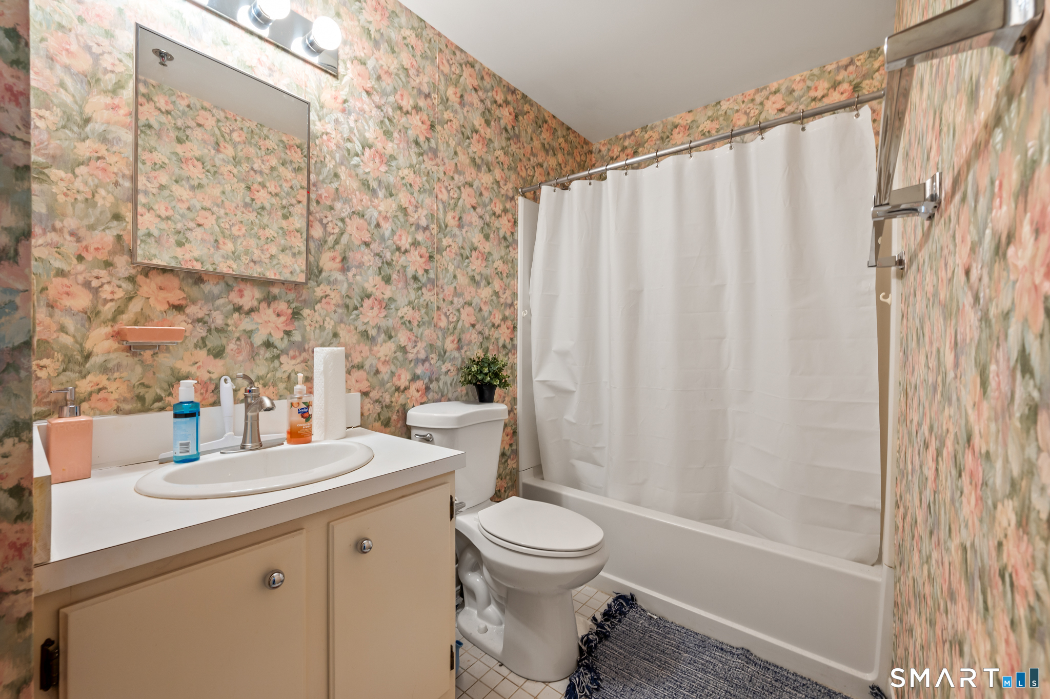 111 Dekoven Drive Middletown CT 06457