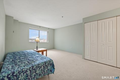 111 Dekoven Drive Middletown CT 06457