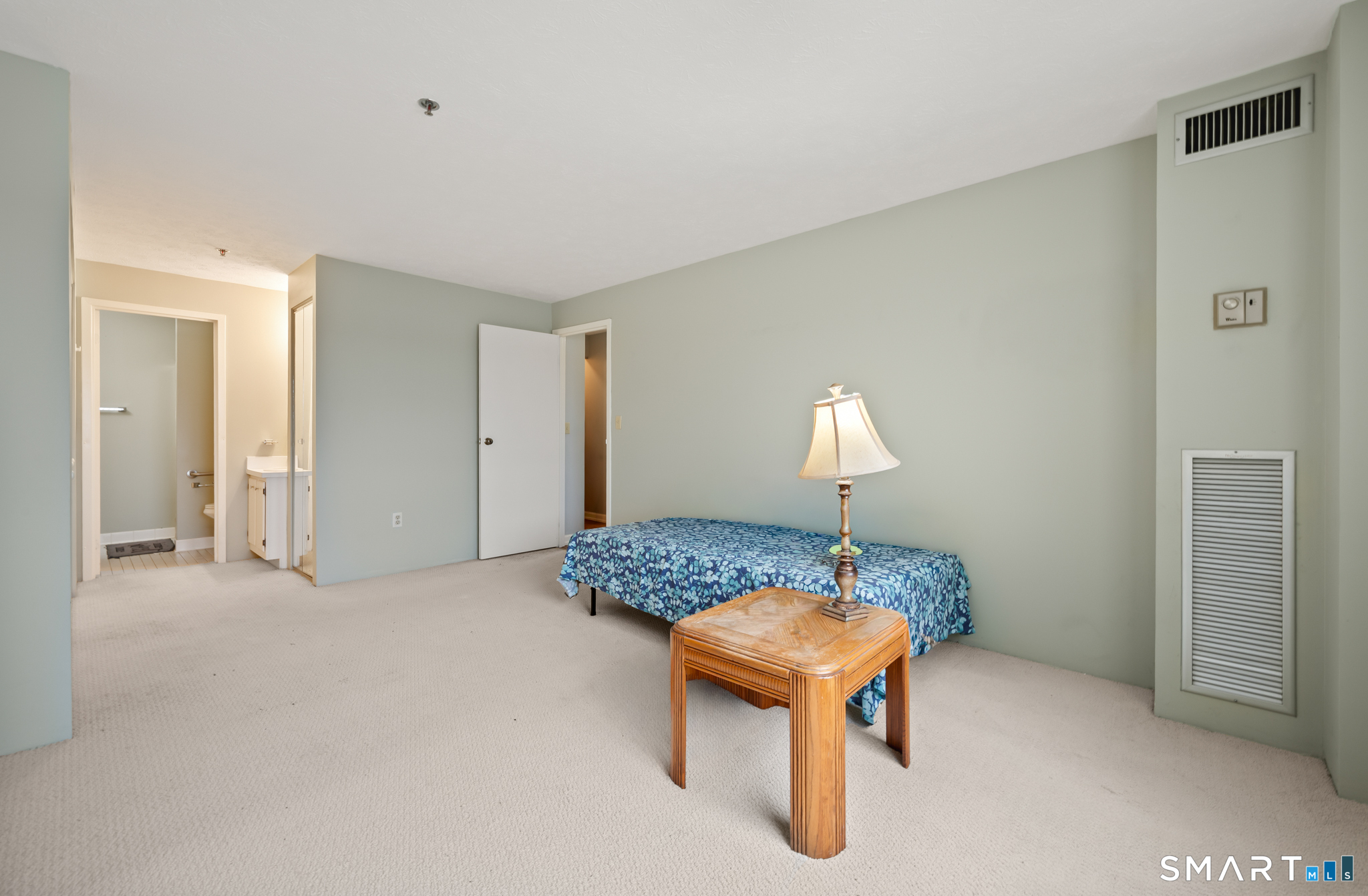 111 Dekoven Drive Middletown CT 06457