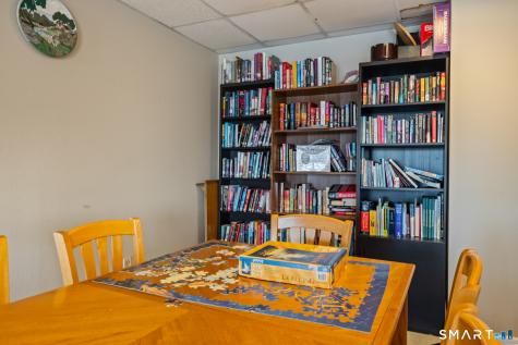 111 Dekoven Drive Middletown CT 06457