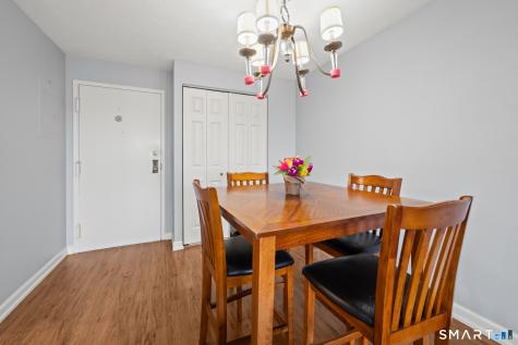 111 Dekoven Drive Middletown CT 06457