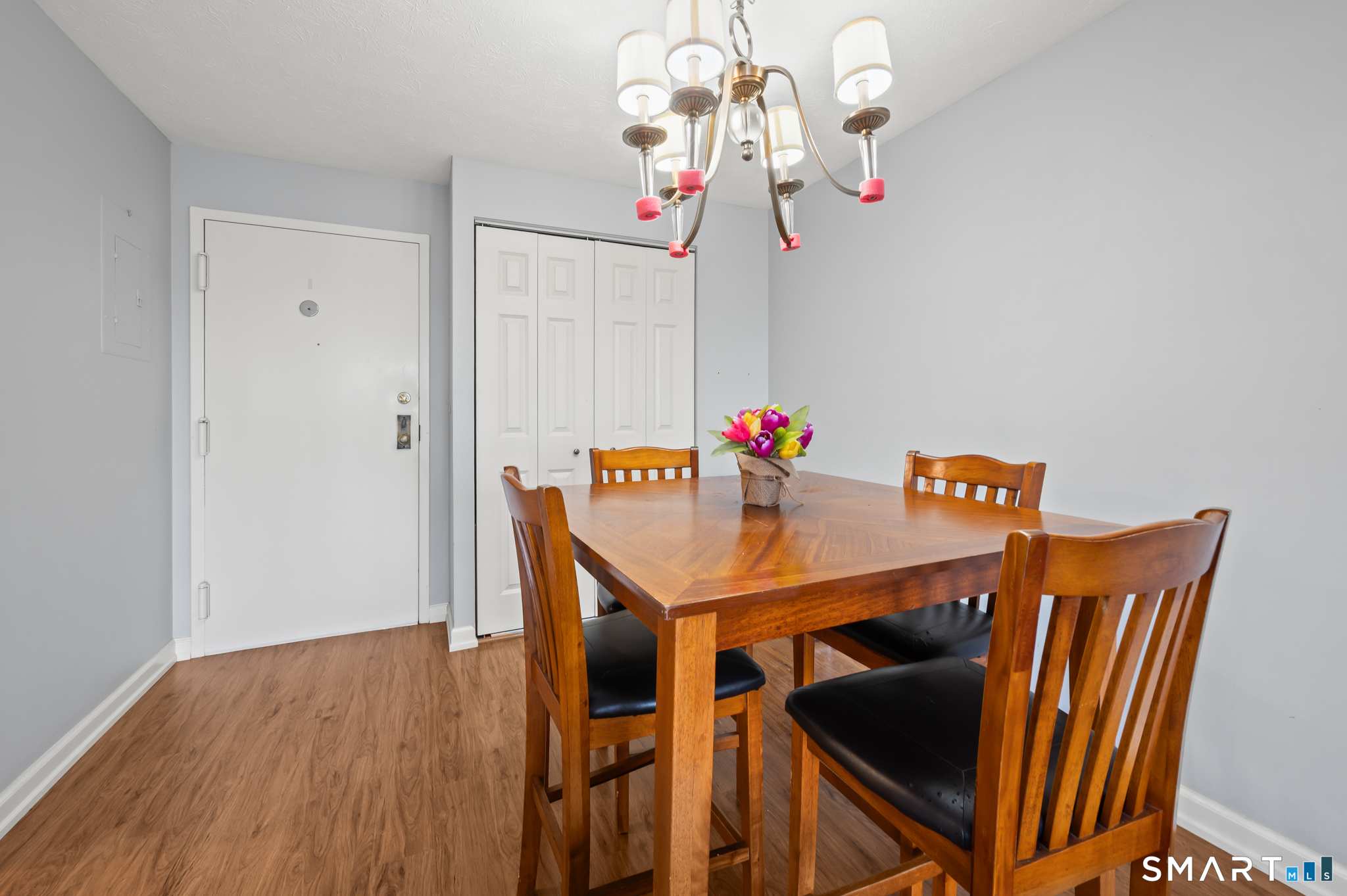 111 Dekoven Drive Middletown CT 06457