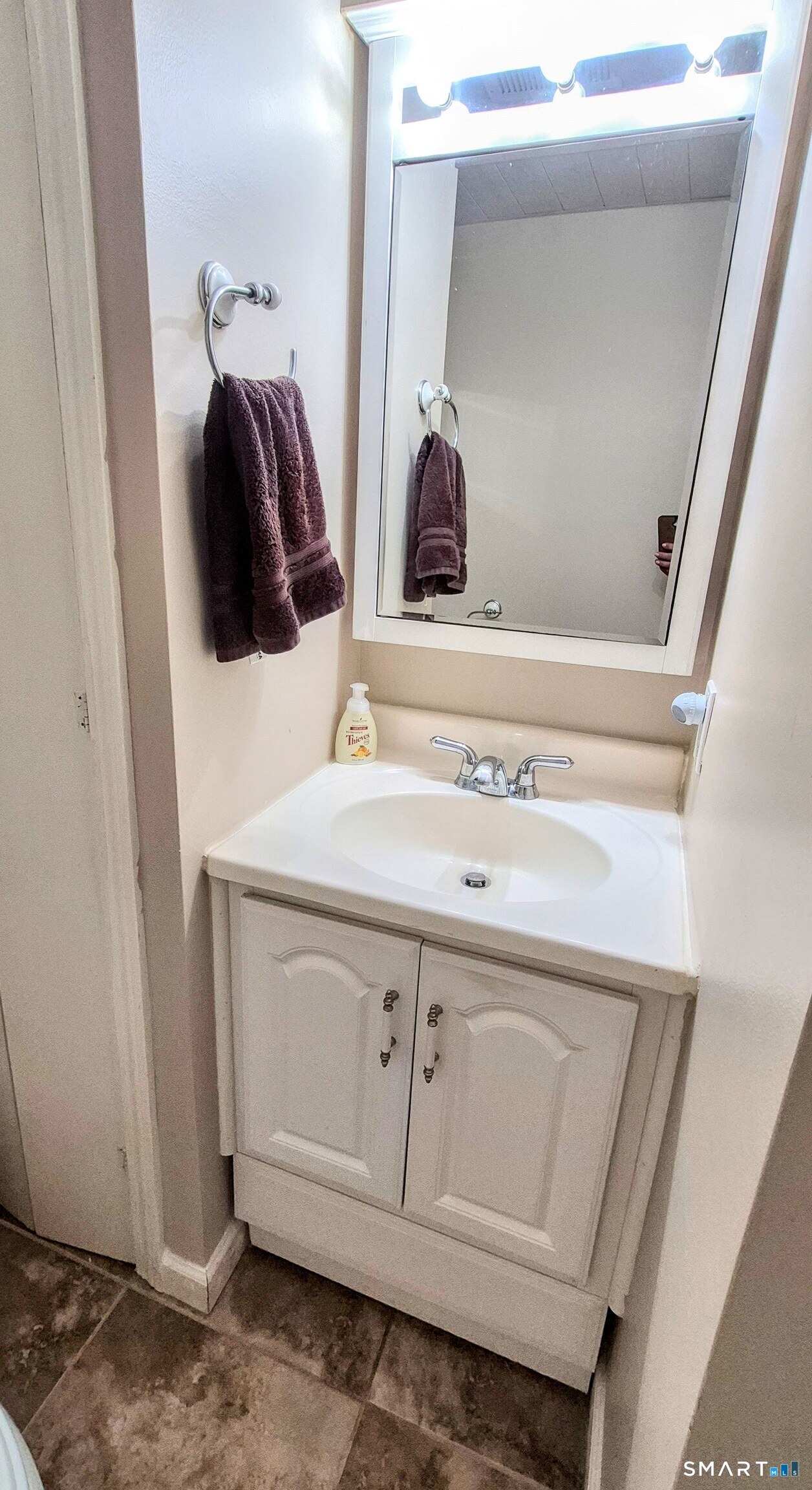 239 Old Farms Road Avon CT 06001