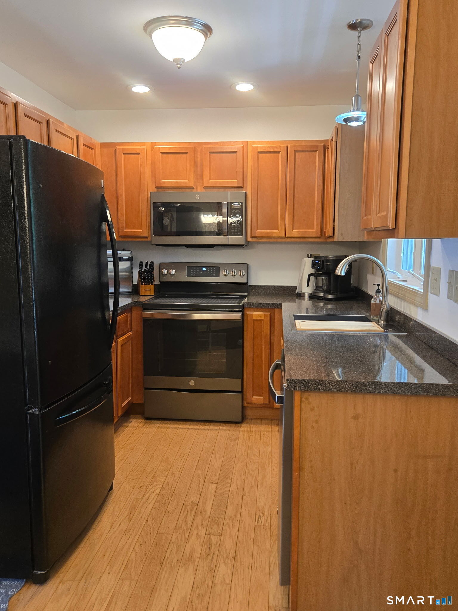263 Bridge Street Groton CT 06340