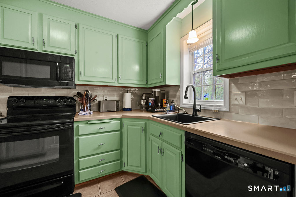 1048 South Main Street Southington CT 06479