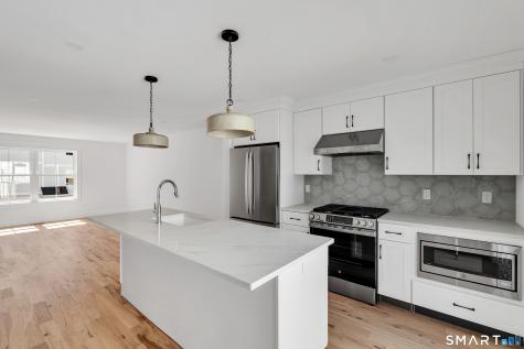 843 North Street Milford CT 06041