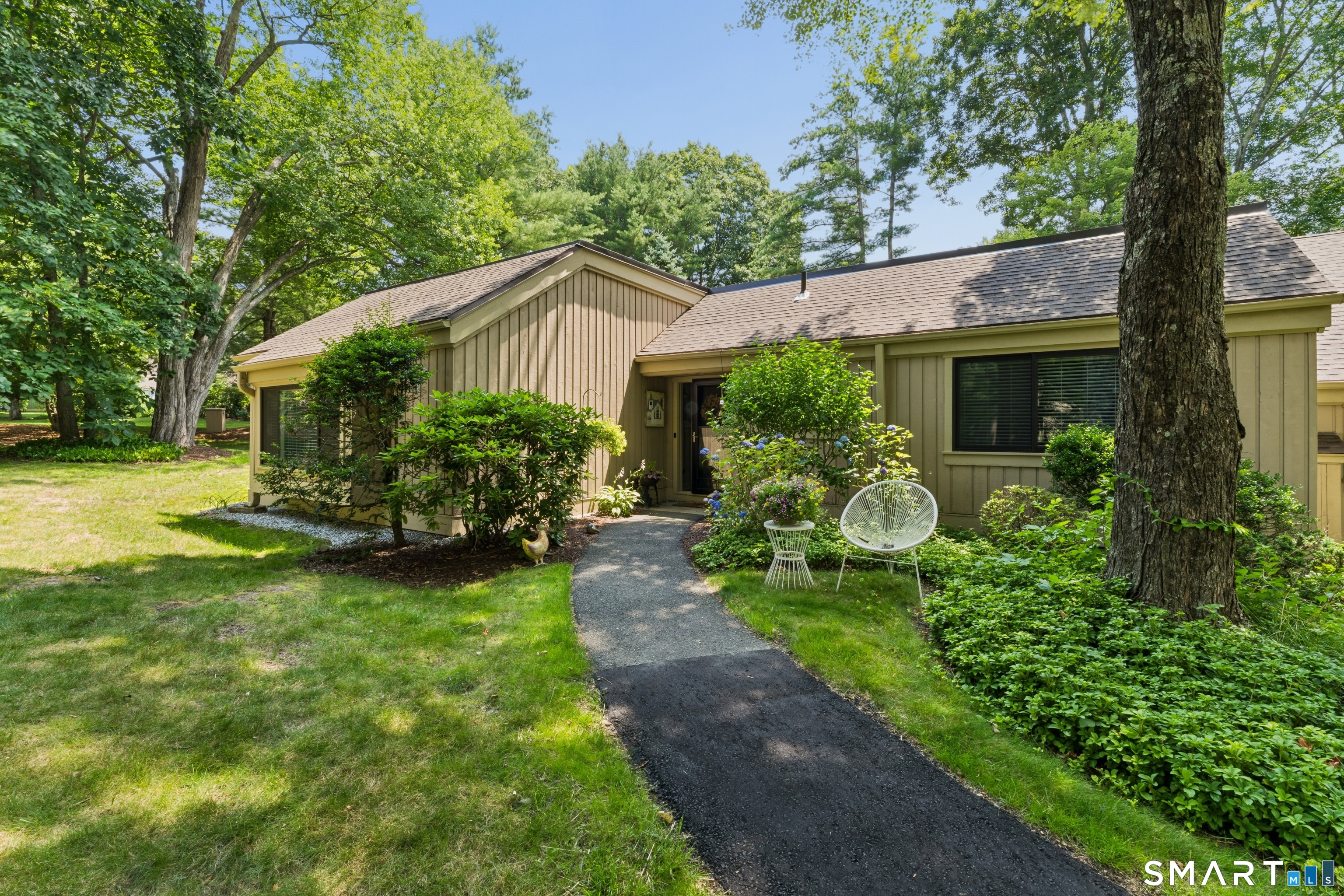 1008 Heritage Village Southbury CT 06488