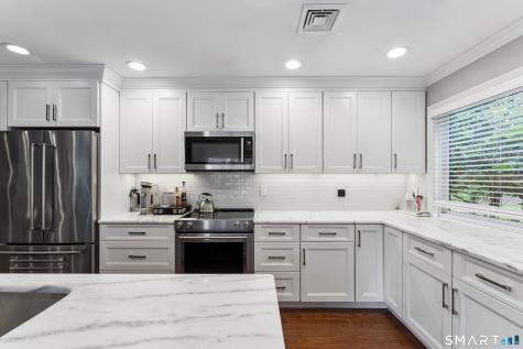 1008 Heritage Village Southbury CT 06488