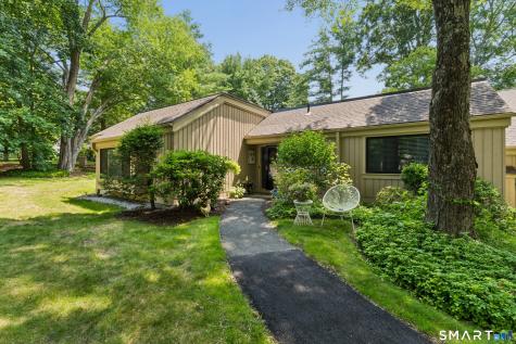 1008 Heritage Village Southbury CT 06488