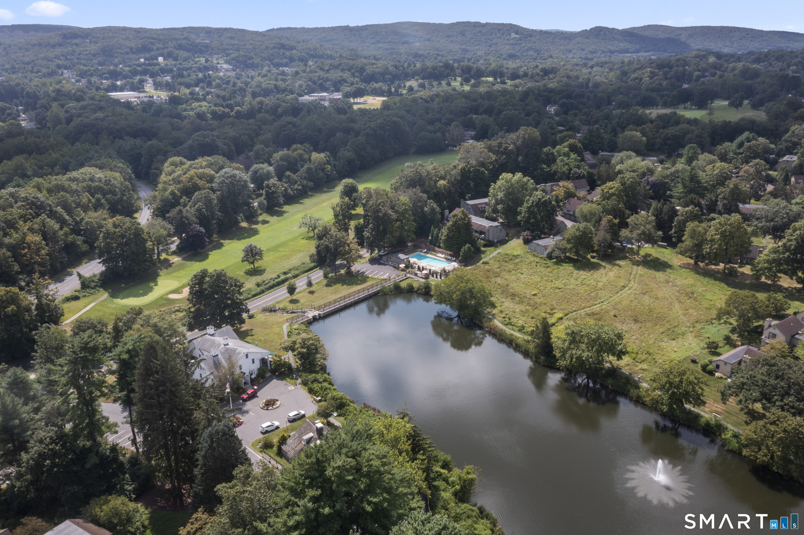 1008 Heritage Village Southbury CT 06488