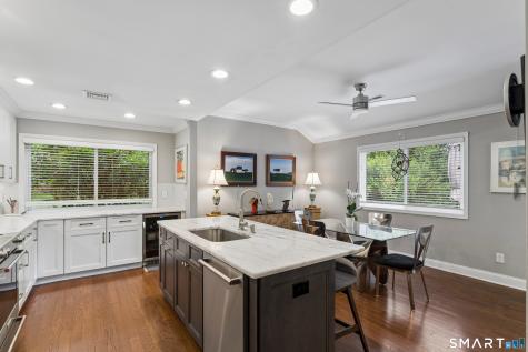 1008 Heritage Village Southbury CT 06488