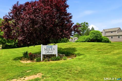 3 Tanglewood Court Bloomfield CT 06002