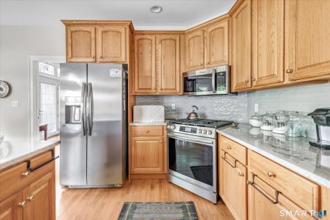 69 Jasmine Circle Milford CT 06461
