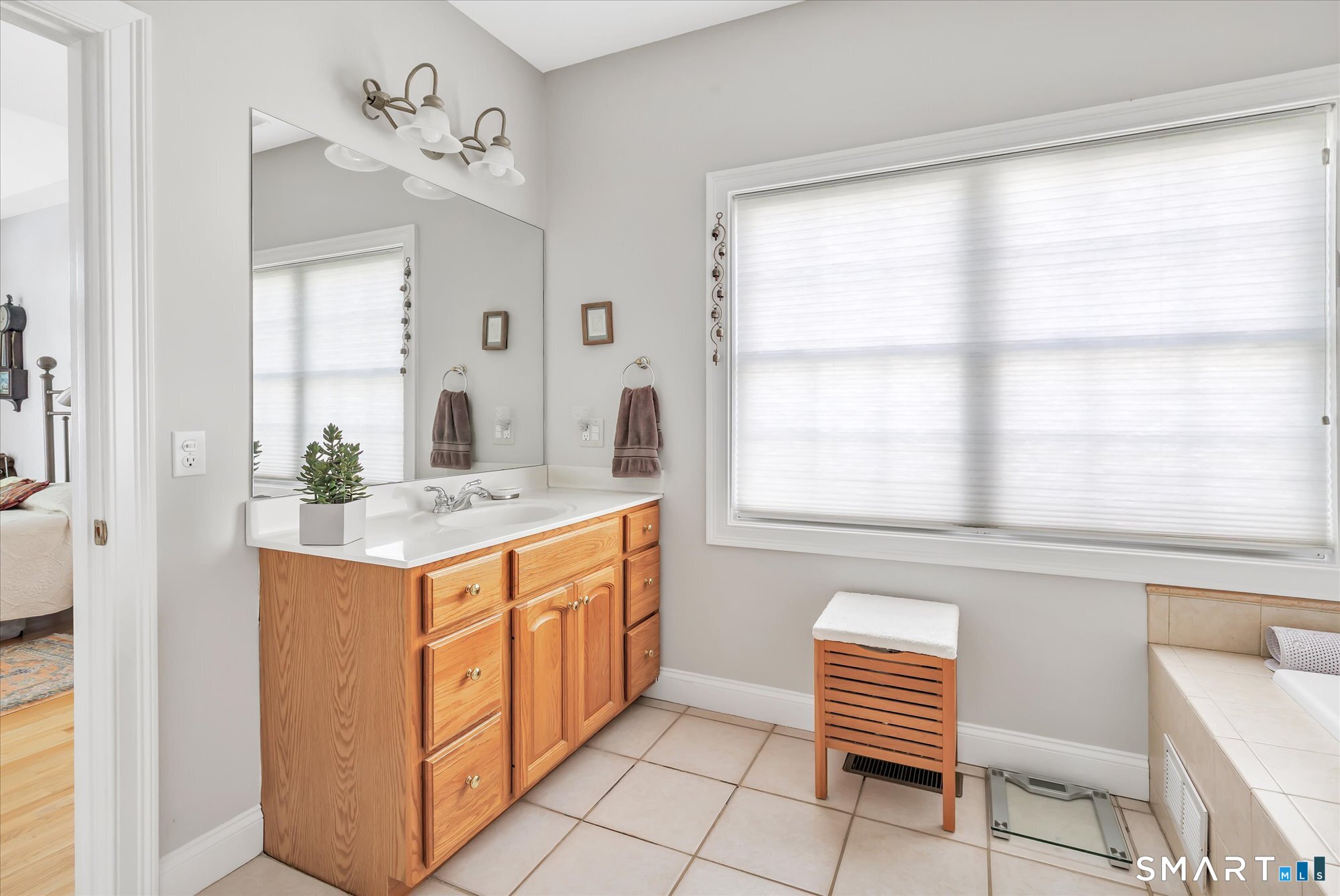 69 Jasmine Circle Milford CT 06461