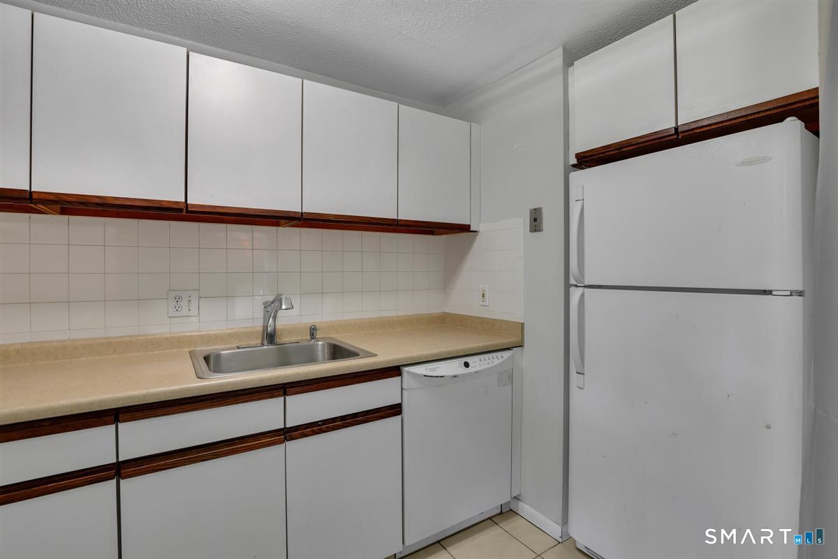 27 Burgundy Hill Lane Middletown CT 06457