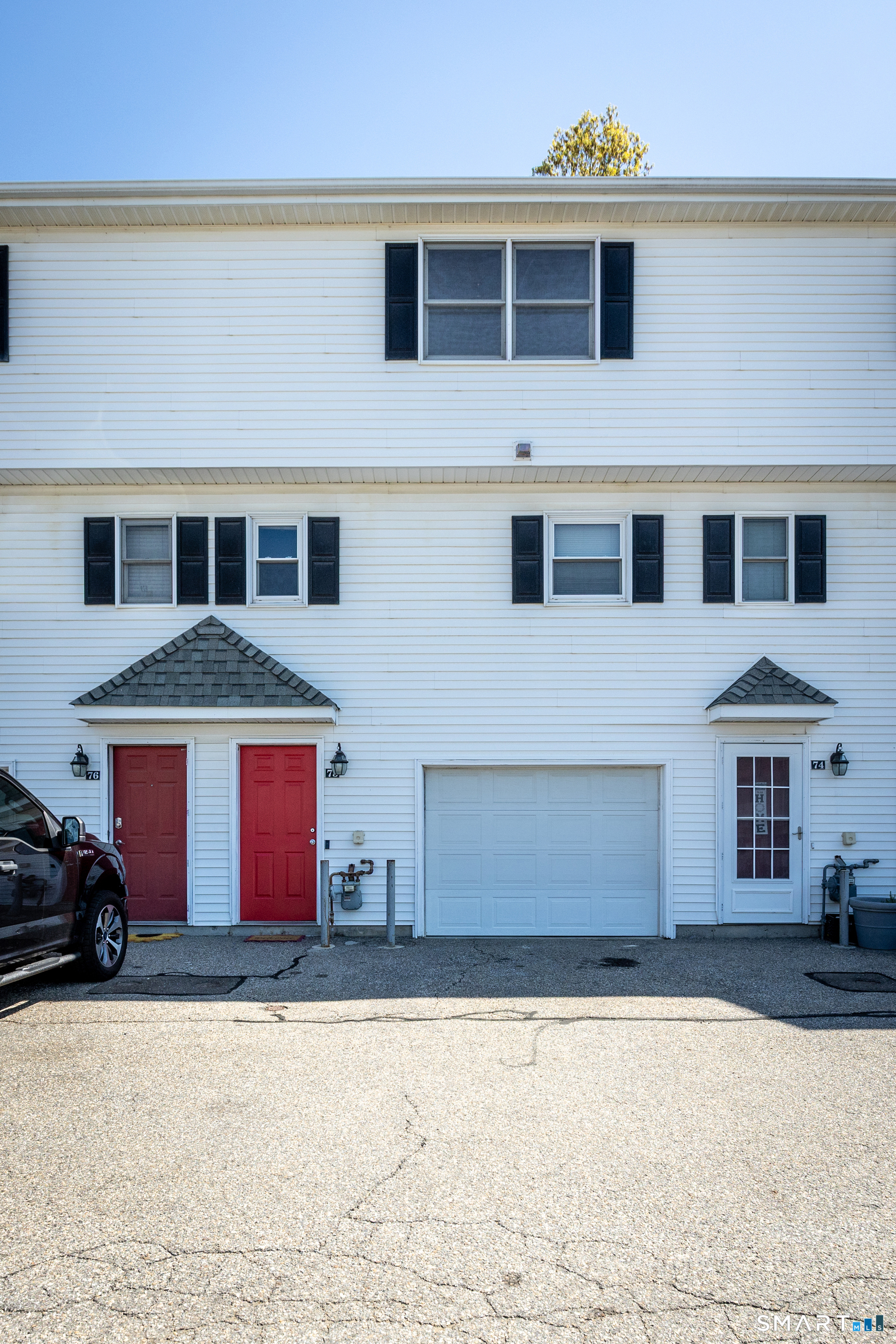 75 Commodore Commons Derby CT 06418