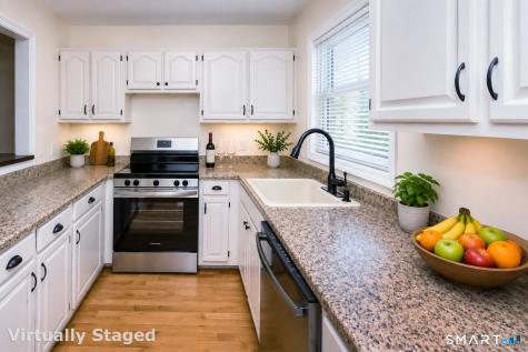 75 Commodore Commons Derby CT 06418