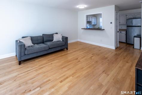 75 Commodore Commons Derby CT 06418