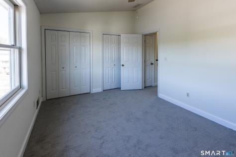 75 Commodore Commons Derby CT 06418
