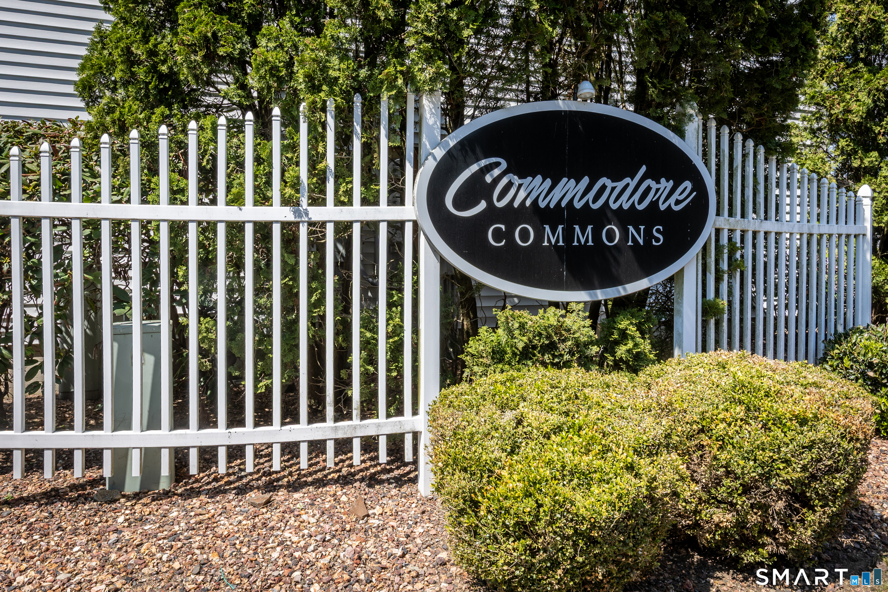 75 Commodore Commons Derby CT 06418
