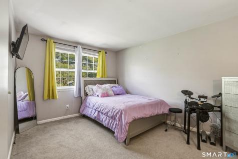 86 Ambassador Drive Manchester CT 06042