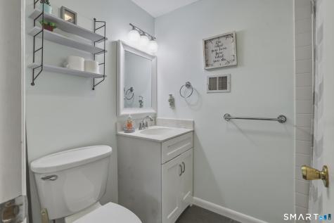 86 Ambassador Drive Manchester CT 06042