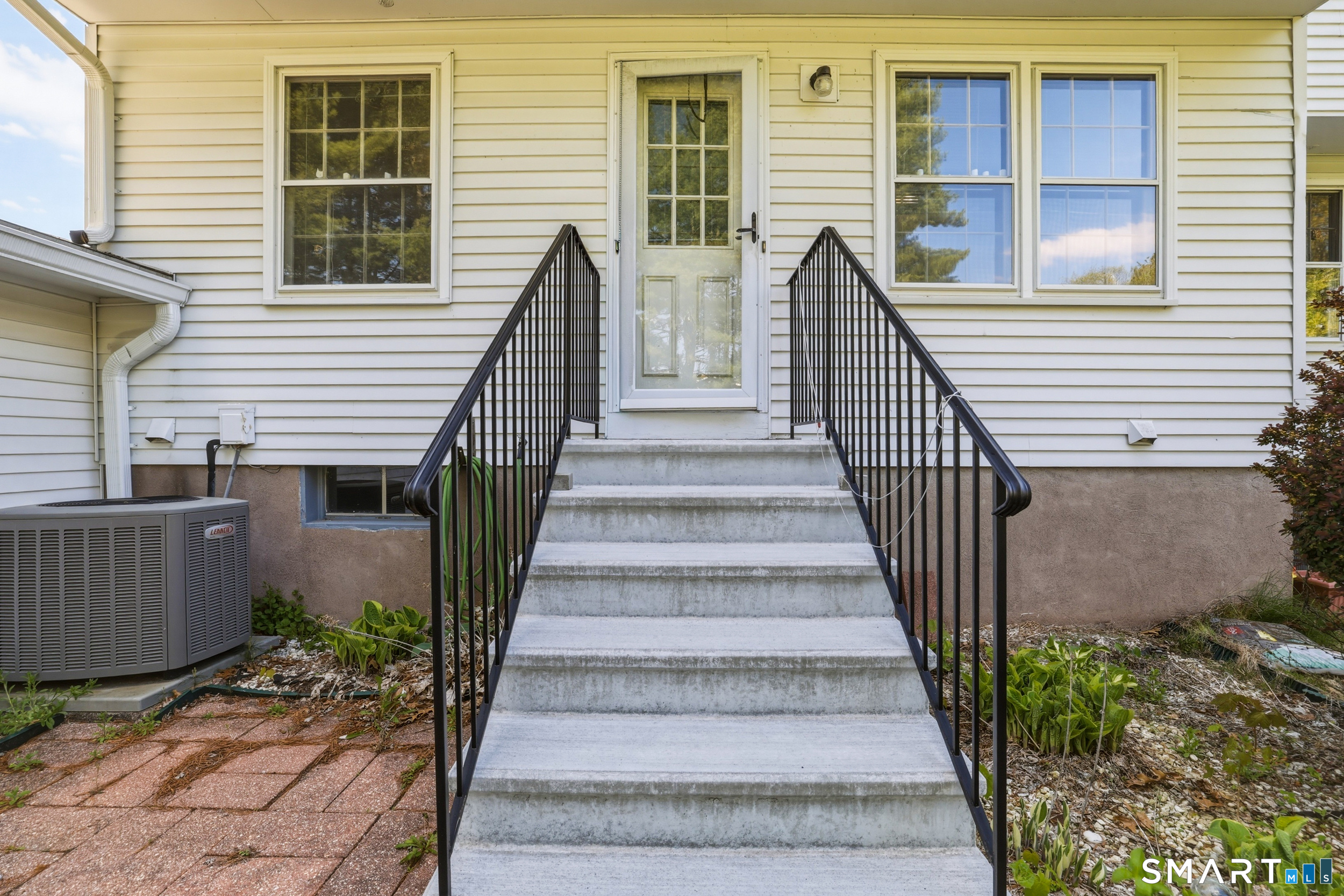 86 Ambassador Drive Manchester CT 06042
