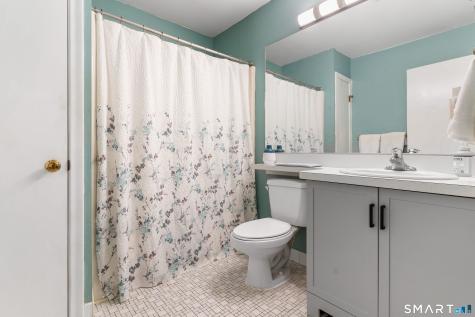 20 Granite Road Guilford CT 06437
